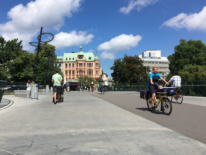 Renovar carné de conducir: Con infraestructuras adecuadas se mejora la seguridad de los ciclistas: el ejemplo de Malmö
