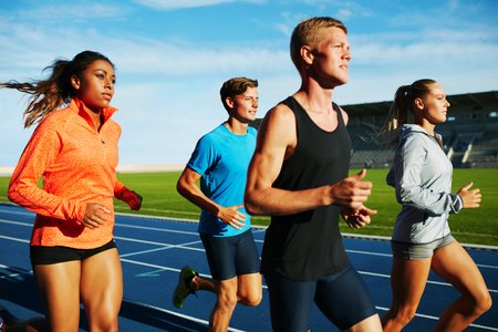 Psicotécnicos: CGCOM y SEMED advierten de que la “cerveza isotónica” no reúne los criterios y garantías necesarios para ser recomendada en la actividad física y deportiva