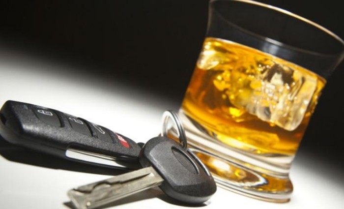 Renovar carné de conducir: Atención con las fiestas navideñas: en caso de accidente, el alcohol es el mayor agravante