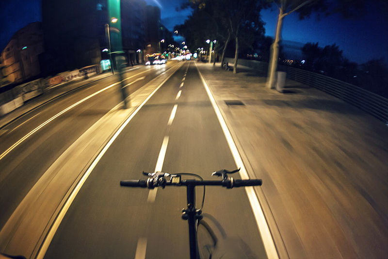 Psicotécnicos: ¿Cómo es el carril bici ideal? 7 ejemplos nefastos que desafían la seguridad vial