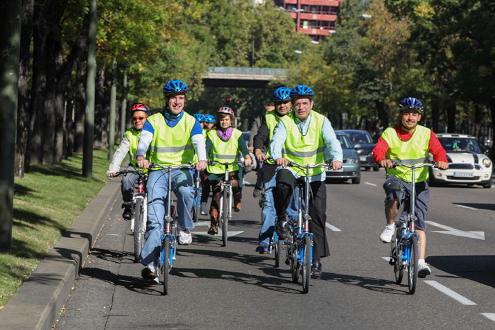 Renovar carné de conducir: Carril bici vs ciclocarril: lo que opinan los colectivos ciclistas