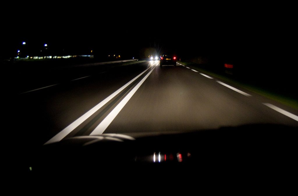 Psicotécnicos: ¿No te sientes seguro conduciendo de noche? Quizás tengas ceguera nocturna