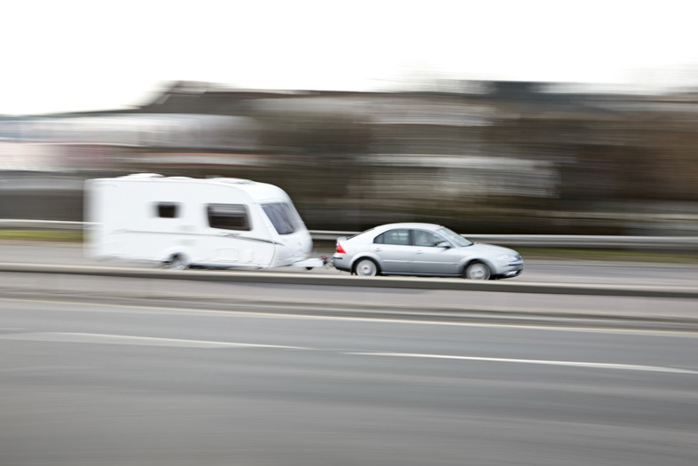 Psicotécnicos: 5 claves para conducir una caravana con seguridad