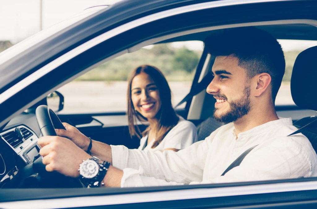 Renovar carné de conducir: Guía para comprar un coche seguro en 2018