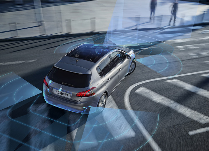 Renovar carné de conducir: ¿La tecnología para la seguridad en el vehículo está al alcance de todos?