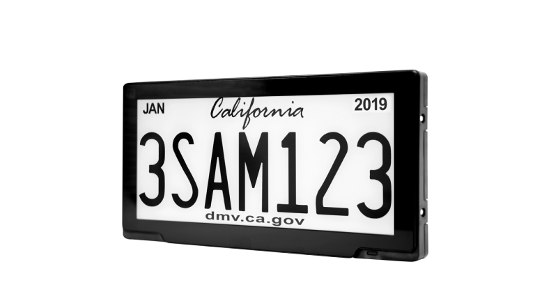 Psicotécnicos: Matrículas digitales: registrar y personalizar tu coche desde un ordenador ya es posible en California