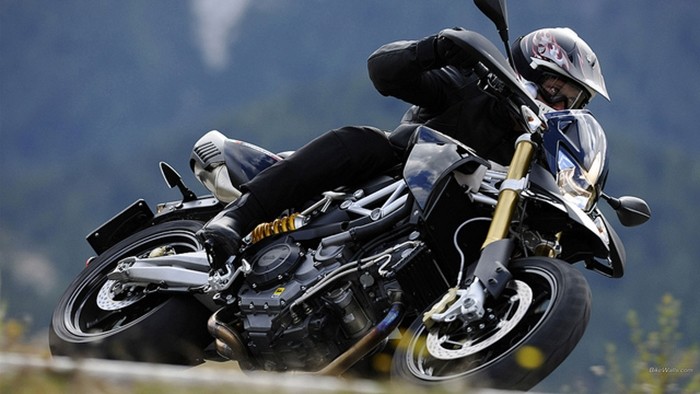 Psicotécnicos: Velocidad y obstáculos, las causas de las caídas de moto