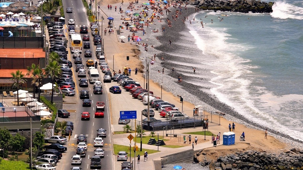 Psicotécnicos: Poblaciones costeras saturadas: recomendaciones al volante en tu destino de vacaciones